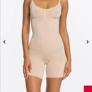 Spanx OnCore Mid-Thigh Bodysuit nude small